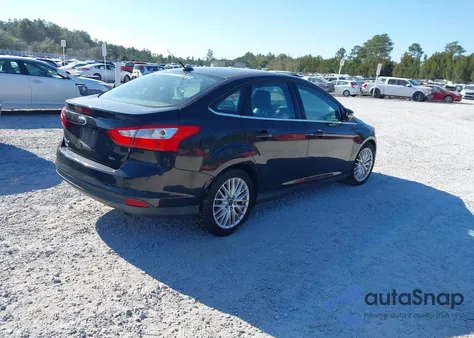 2012 Ford Focus Sel z USA, uszkodzony, nr VIN 1FAHP3H29CL327396